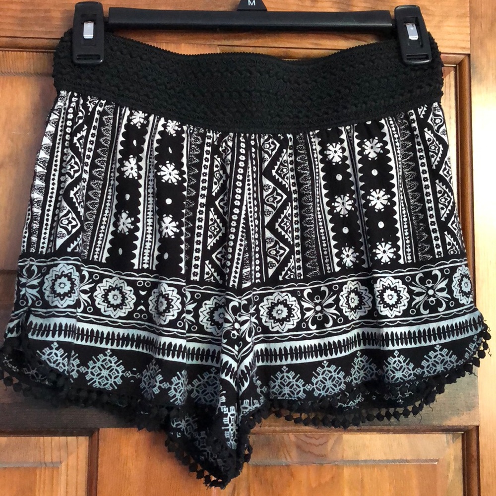 Printed Flowy shorts